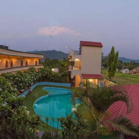 Corbett Ambience Resort Rāmnagar Exteriör bild
