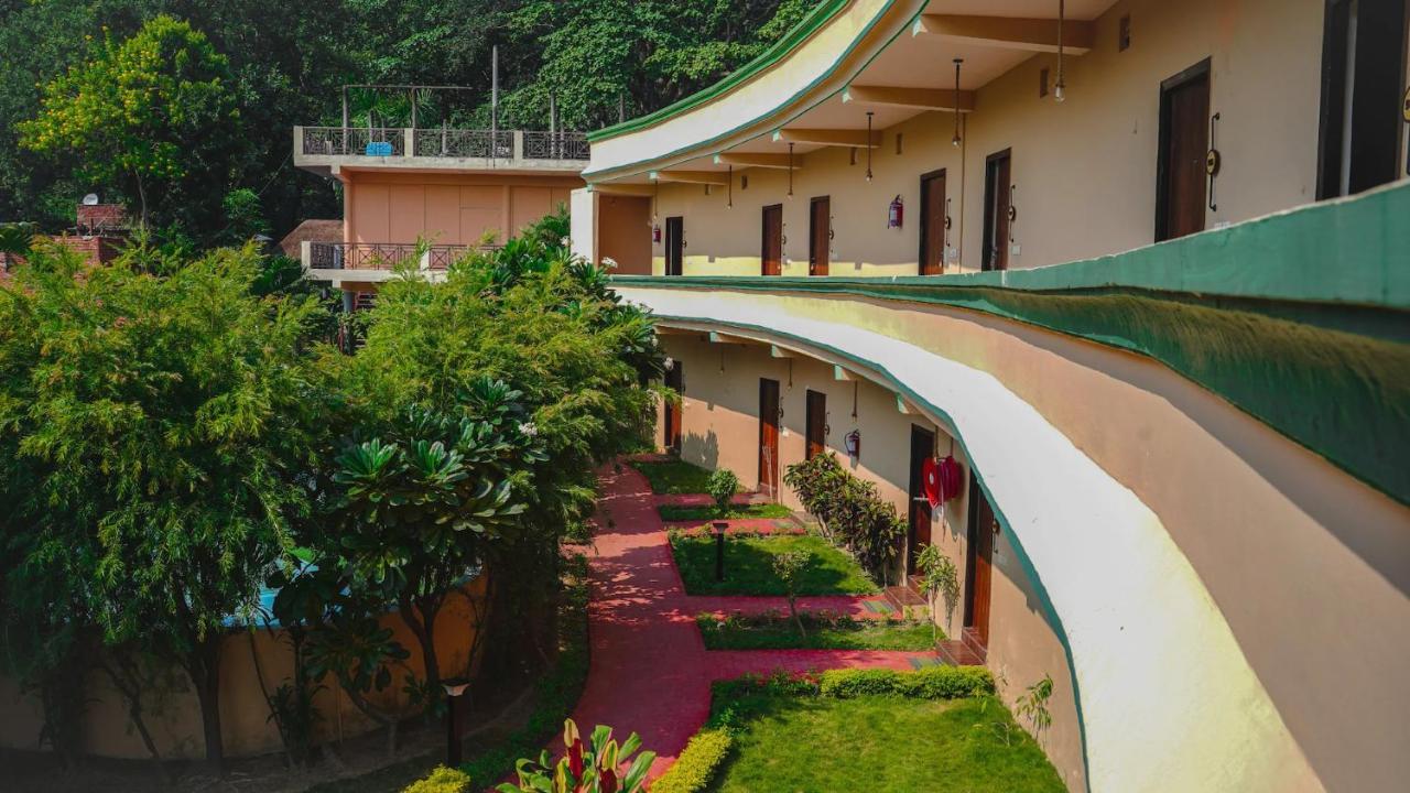 Corbett Ambience Resort Rāmnagar Exteriör bild